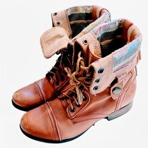 Steve Madden Camarro Leather Combat Boots